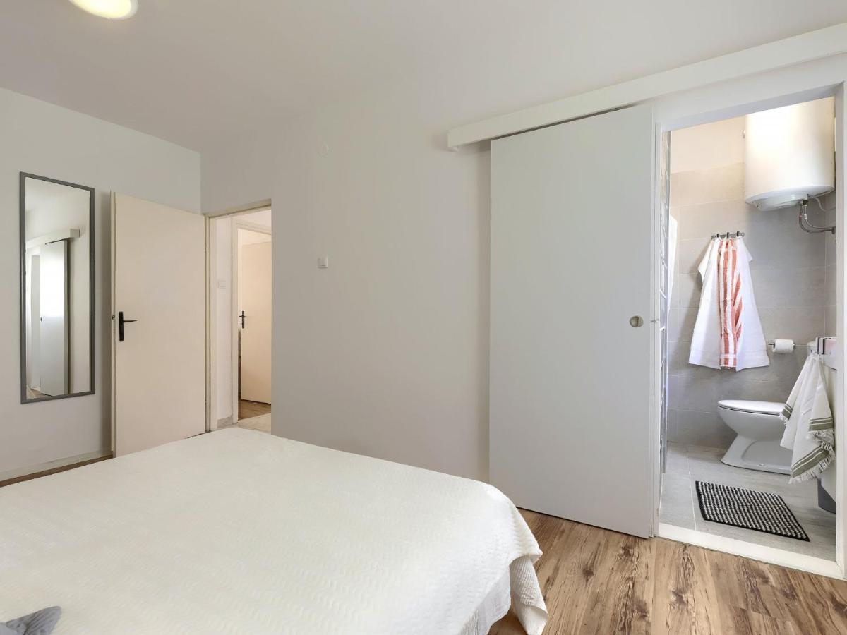 Apartment Laura By Interhome Pula Exteriér fotografie